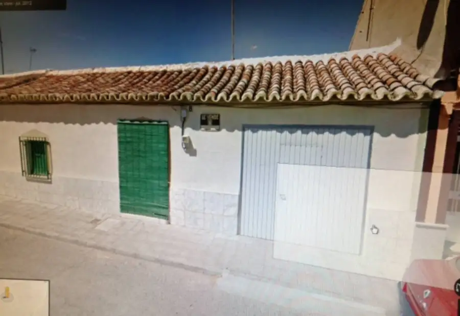 Casa para tirar en venta o reformar en Manzanares