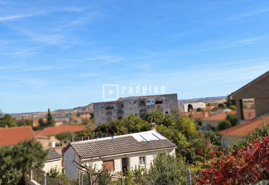 Chalet en venta en Calle de Clara Campoamor, Humanes, Guadalajara en Humanes