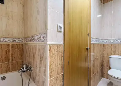 Habitación en piso compartido de 20 dormitorios en Centro Histórico. en Málaga