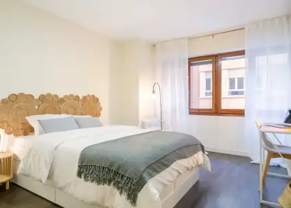 Habitación en piso compartido de 3 dormitorios en alquiler en Alicante, ideal para profesionales y estudiantes en Alicante (Alacant)