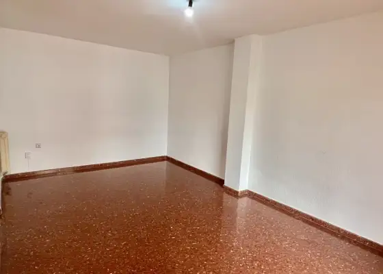 Habitación en piso compartido de 3 habitaciones en alquiler en Fígares en Granada