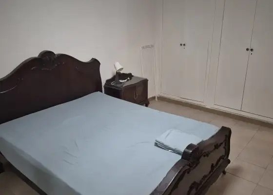 Habitación en piso compartido de 4 dormitorios en alquiler en Ciudad Jardín, Córdoba, gastos incluidos