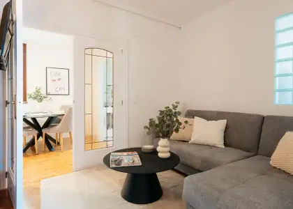 Habitación en piso compartido de 5 habitaciones en alquiler en El Botànic, Valencia. en Valencia
