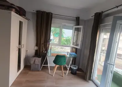 Habitación en piso compartido en alquiler en Alicante, todos los gastos incluidos. en Alicante (Alacant)