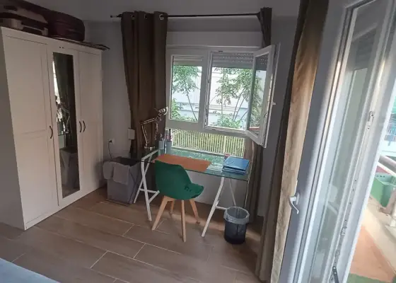 Habitación en piso compartido en alquiler en Alicante, todos los gastos incluidos. en Alicante (Alacant)