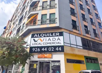 Local Comercial en Paseo San Gregorio en Puertollano