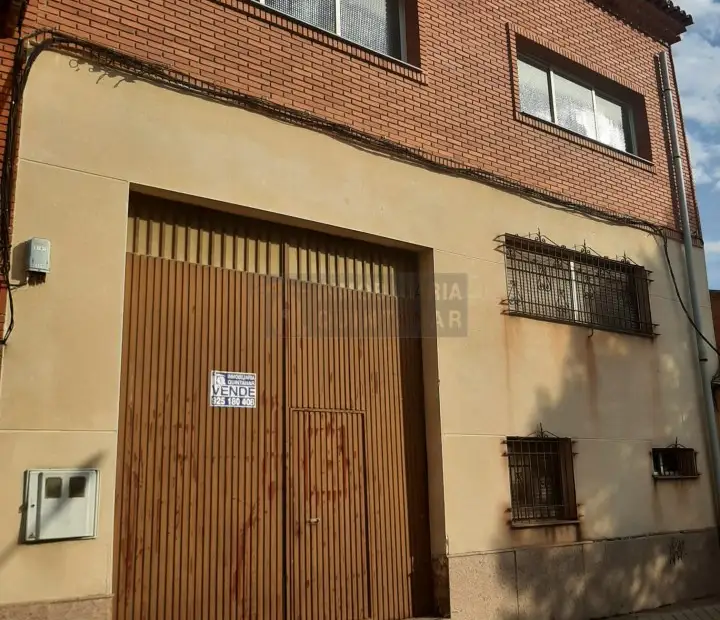Nave industrial En buen estado Quintanar de la Orden en Quintanar de la Orden