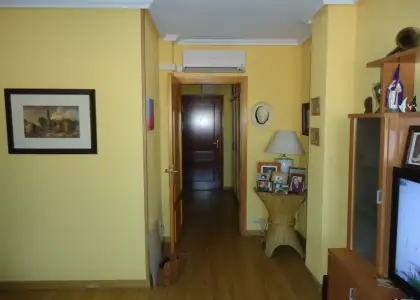 Piso de 3 dormitorios, luminoso. Con garaje. Reformado. en Manzanares