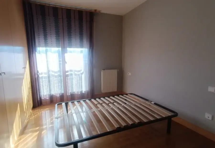 Se alquila habitación en piso compartido en Pamplona en Pamplona