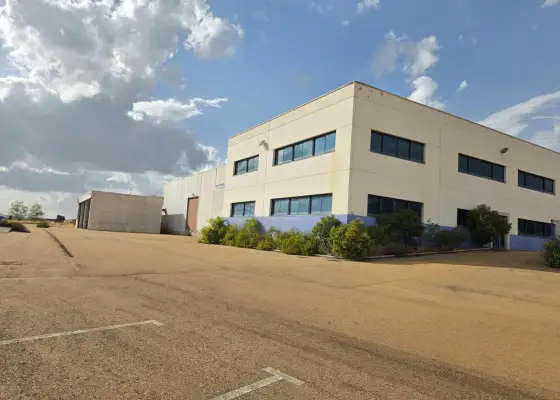 Venta Nave en Puertollano con Ascensor